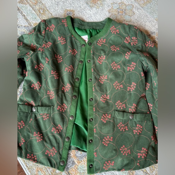 Cottage core suede green embroidered floral jacket size S with butterfly buttons - Picture 8 of 10